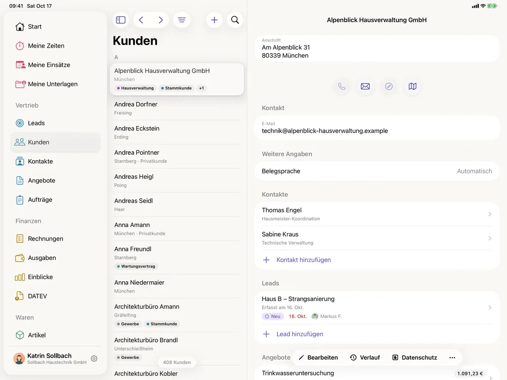 miphu auf dem iPad: die Kundenliste neben dem geöffneten Kunden Alpenblick Hausverwaltung GmbH mit Anschrift, Knöpfen für E-Mail und Karte, Kontaktadresse und Kontakten