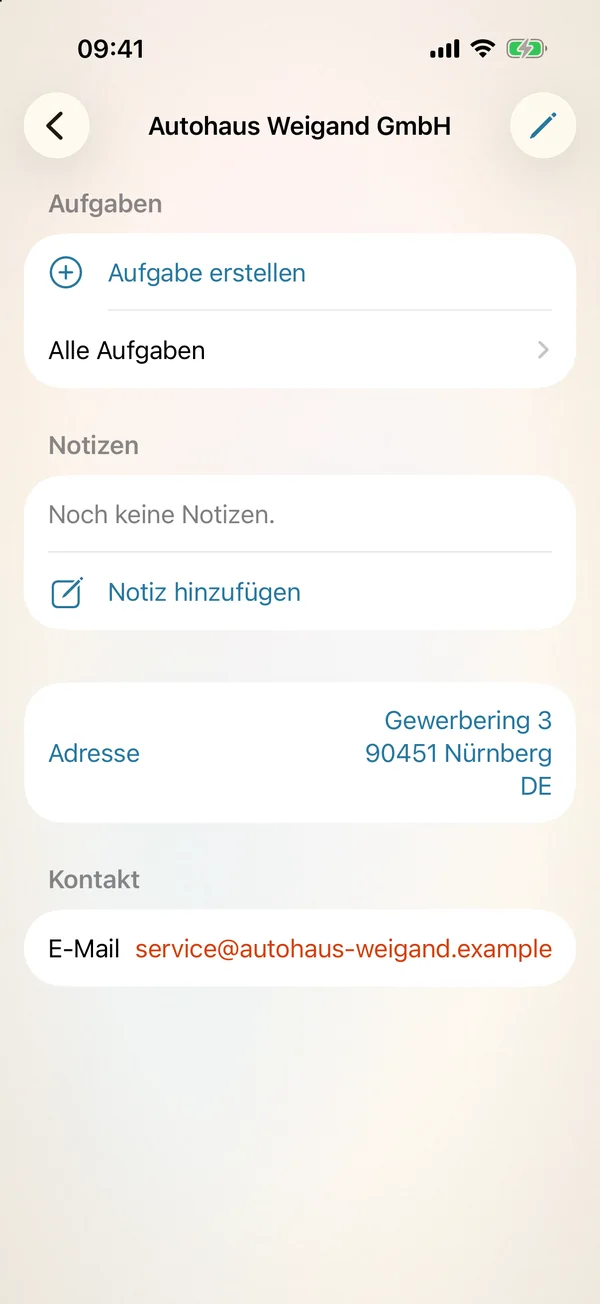miphu auf dem iPhone: der Kunde Autohaus Weigand mit Aufgaben, Notizen, Adresse und E-Mail